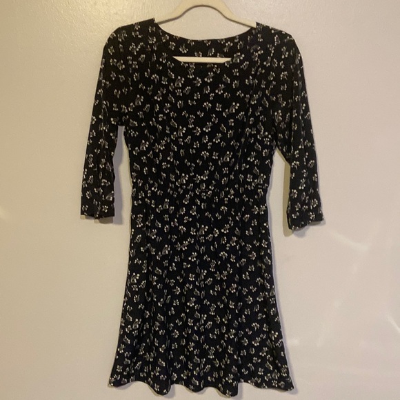 Dresses & Skirts - Gap Black & Beige Floral Mini Dress 3/4 Sleeves SZ M pockets Like New, Cute!